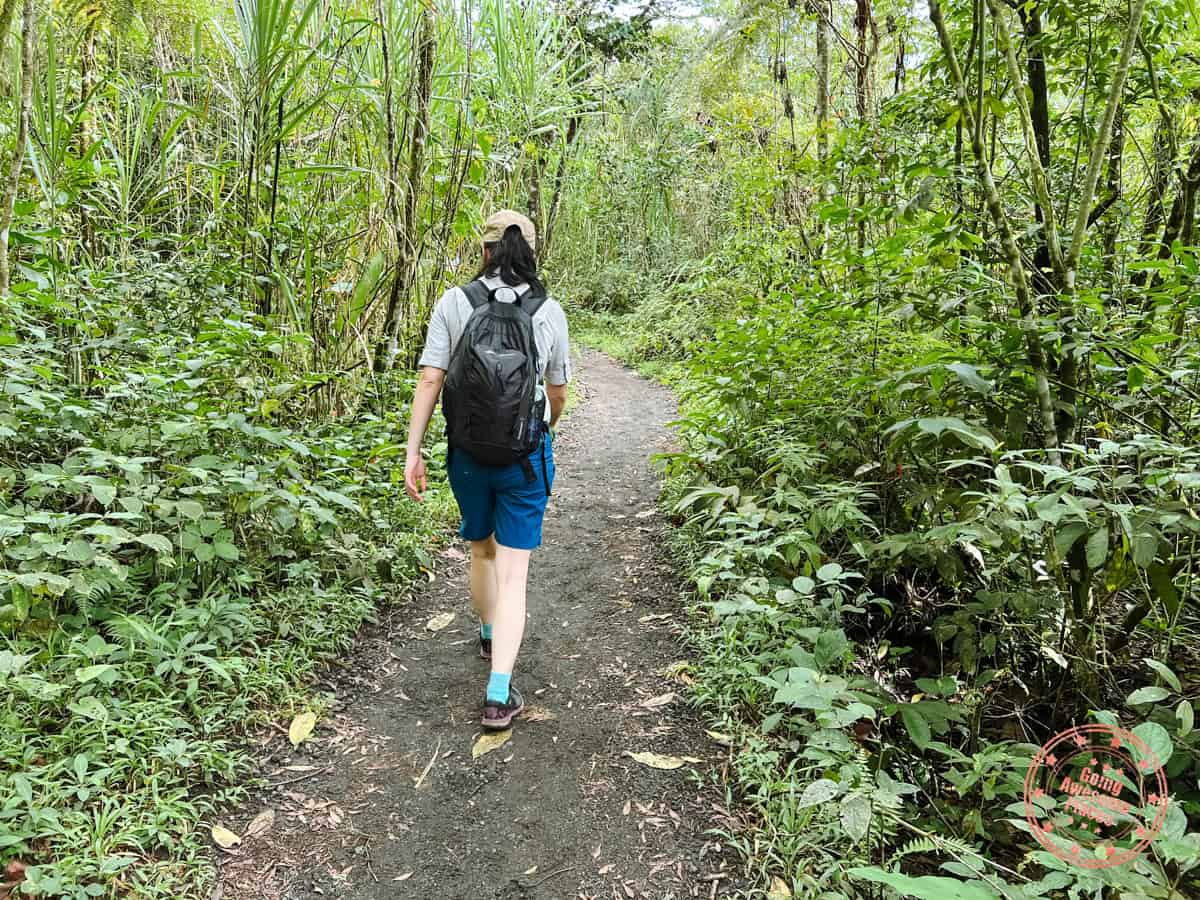 sendero coladas arenal volcano trail condition
