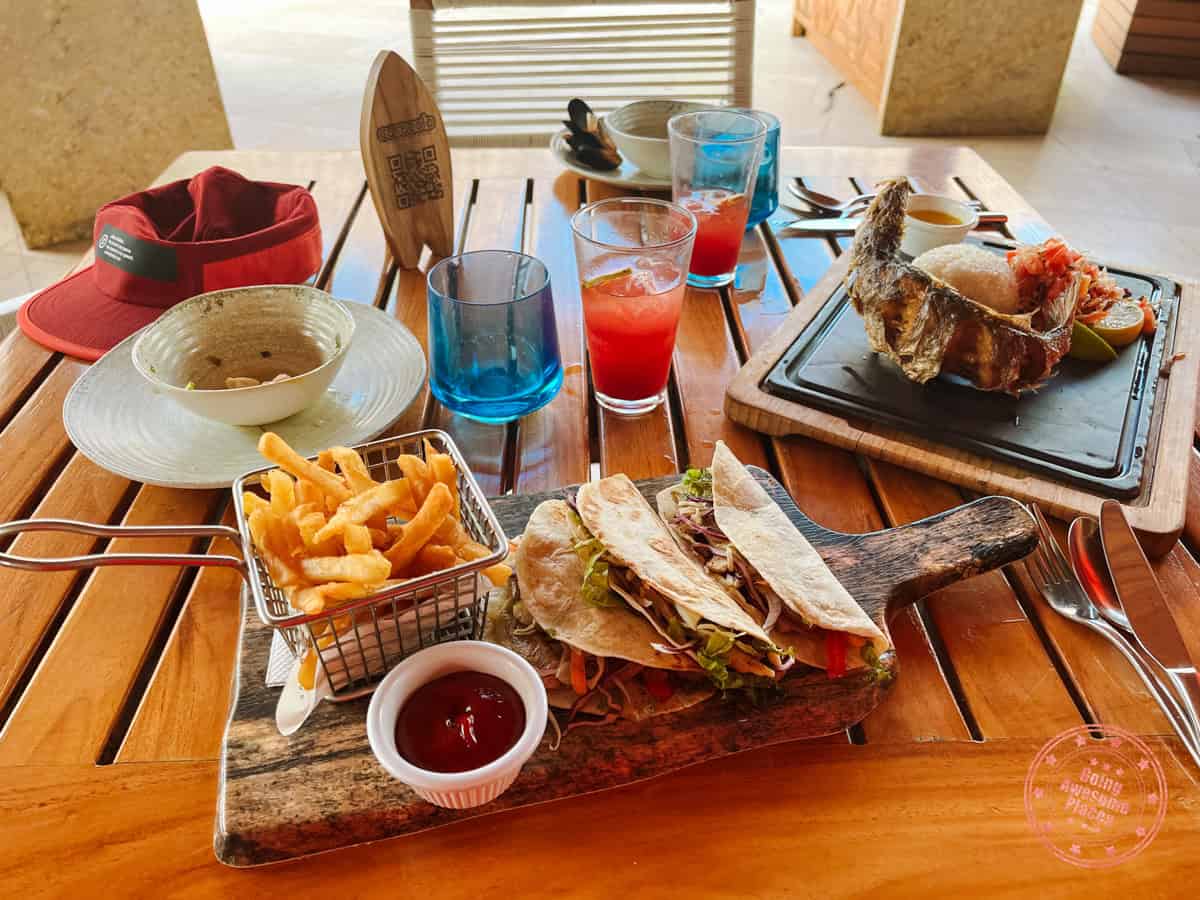 lunch at caracola restaurant in westin reserva conchal