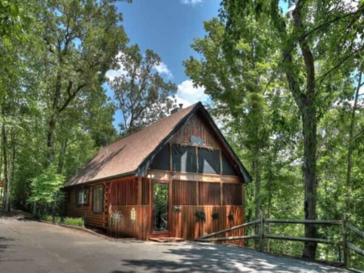 mooseberry ridge cabin in sevierville near the smoky mountains