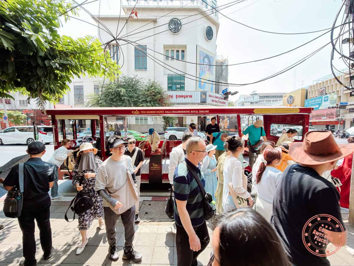 Free Khon shuttle drop-off