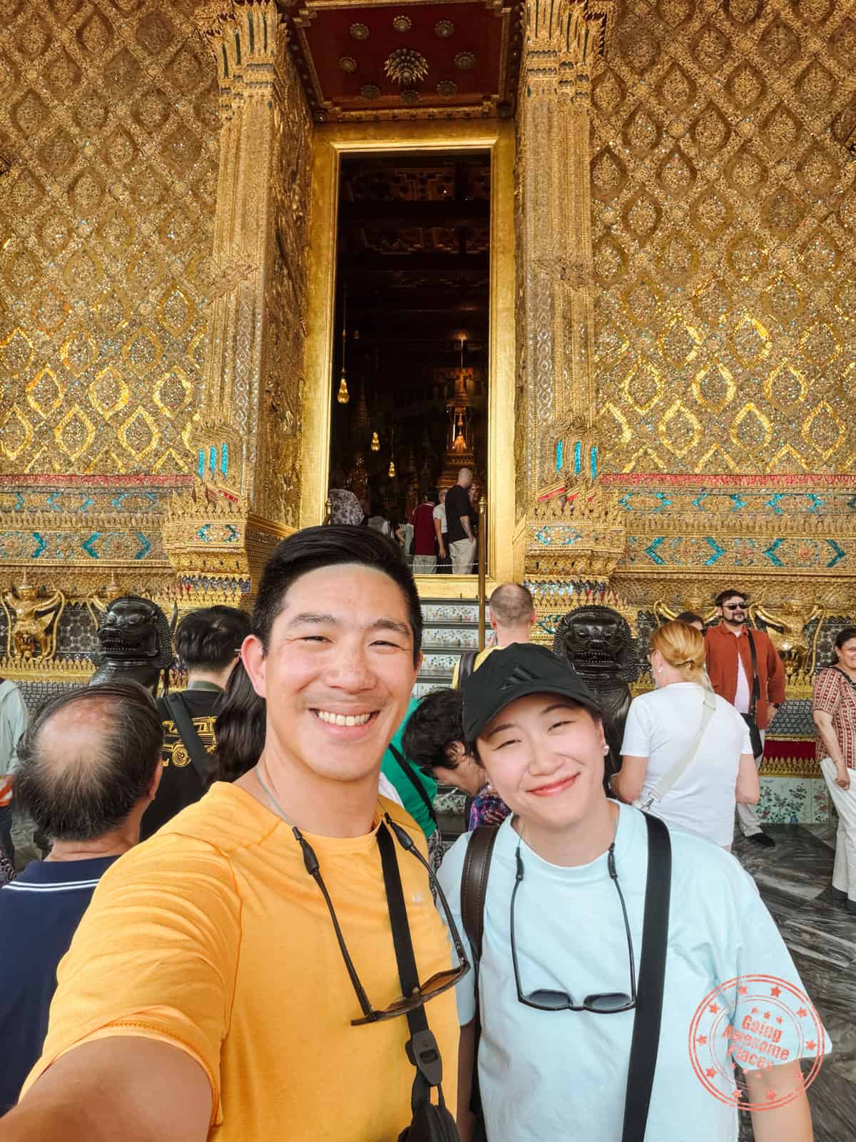 will and chantelle in front of wat phra kaew