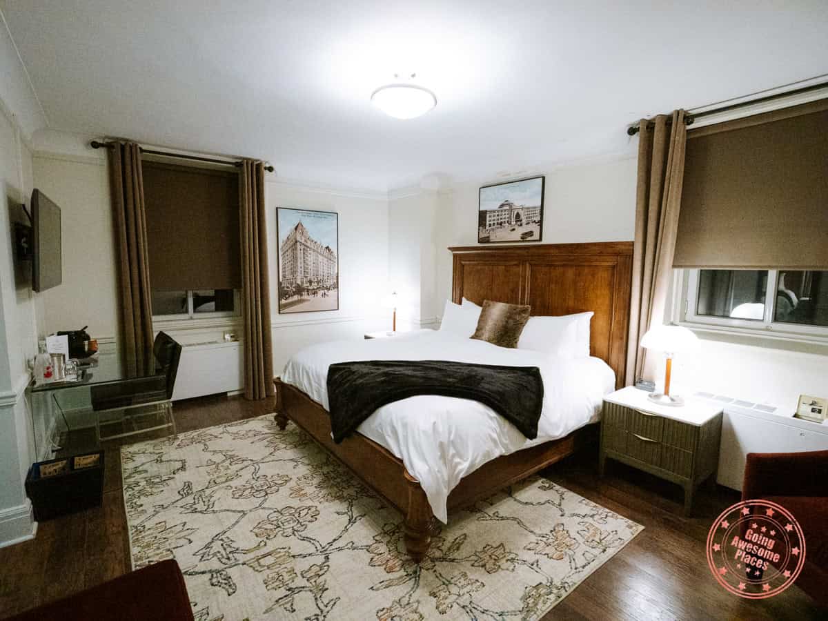 fort garry hotel bedroom interior